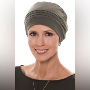 Chic Olive Women's Turban